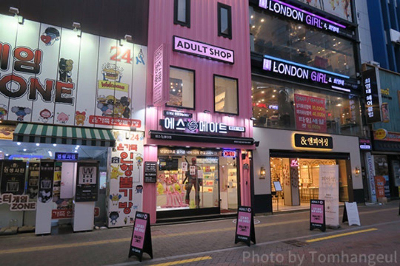 アダルトショップ店内の様子 