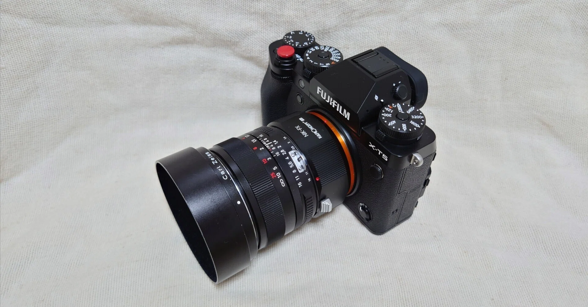 FUJIFILM X-T5 と Carl Zeiss Planar T* 1.4/50 ZF|あお FUJIFILM X-T5 と Carl Zeiss Planar T* 1.4/50 ZF|あお