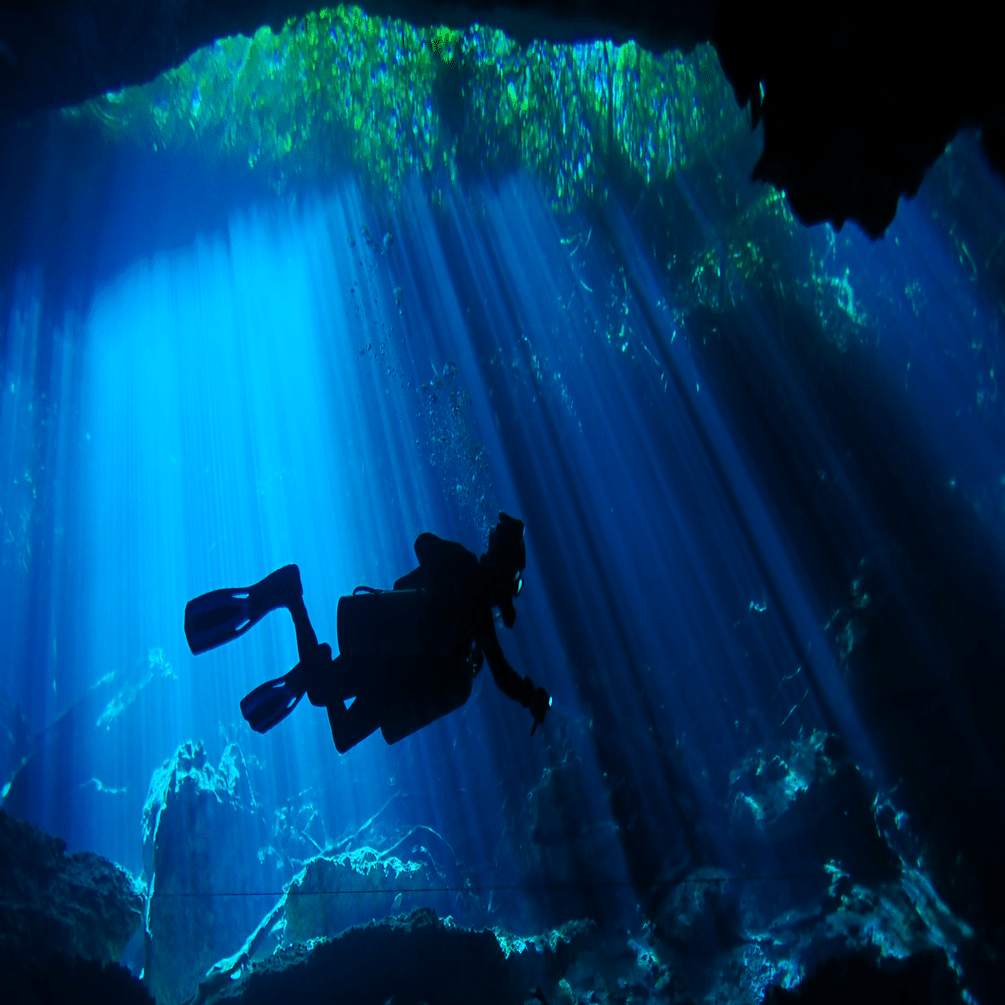 ダイバー社員が作りたかったのはどこでも撮れるタフなカメラ〜 μ 720SW