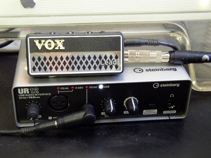 オーディオインターフェース Ur12 ねこ伯爵 Note