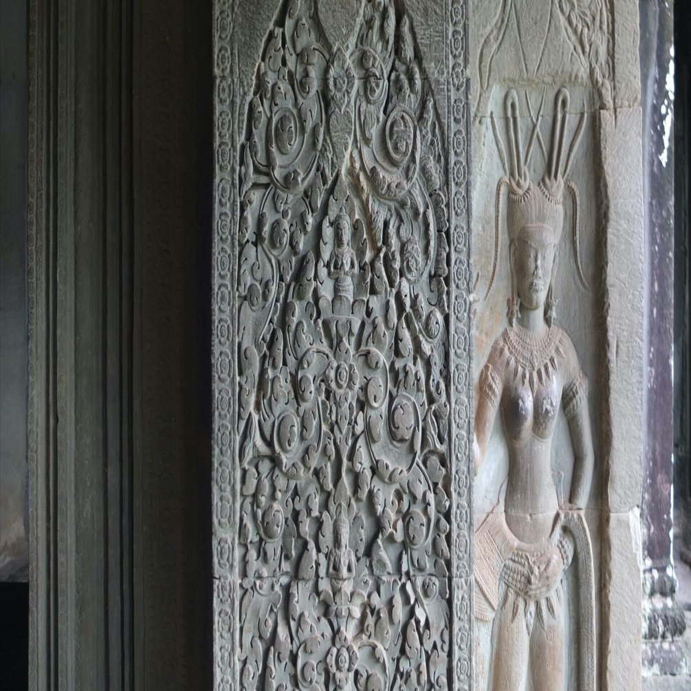 遺跡探訪46】クメール少数民族の女性像（アンコールワット第一回廊東面