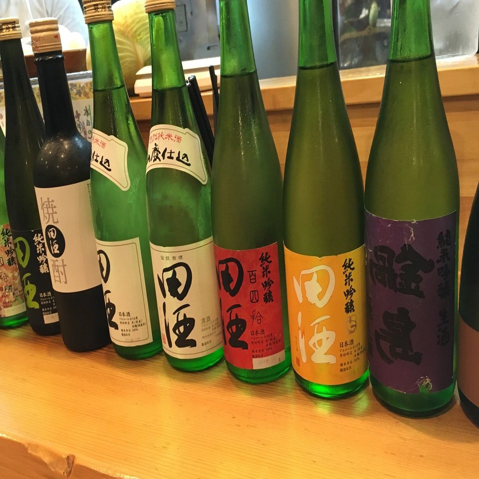 マニアが集まる「日本酒の会」へ！ 田酒、十四代、鍋島に囲まれて