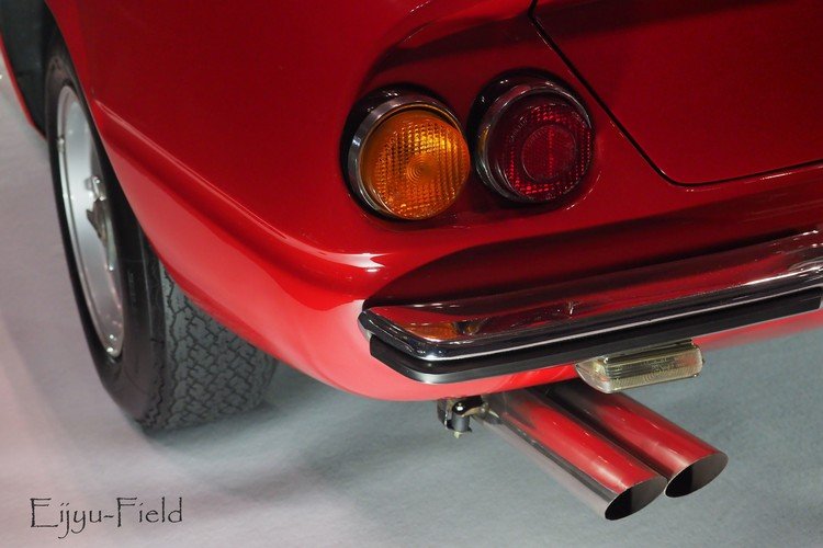 Ferrari　365 GTB/4　通称「デイトナ」  何故、通称がデイトナなのか多くを語る必要などない。  「フェラーリ　デイトナだ！　１２気筒の怪物マシンだぜ!!」
