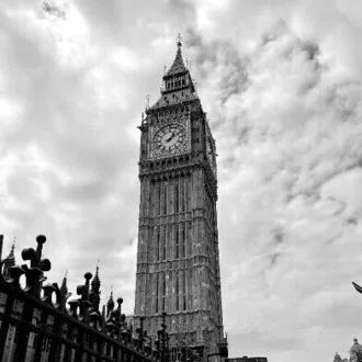 テムズの畔で｜Life By The Thames｜note