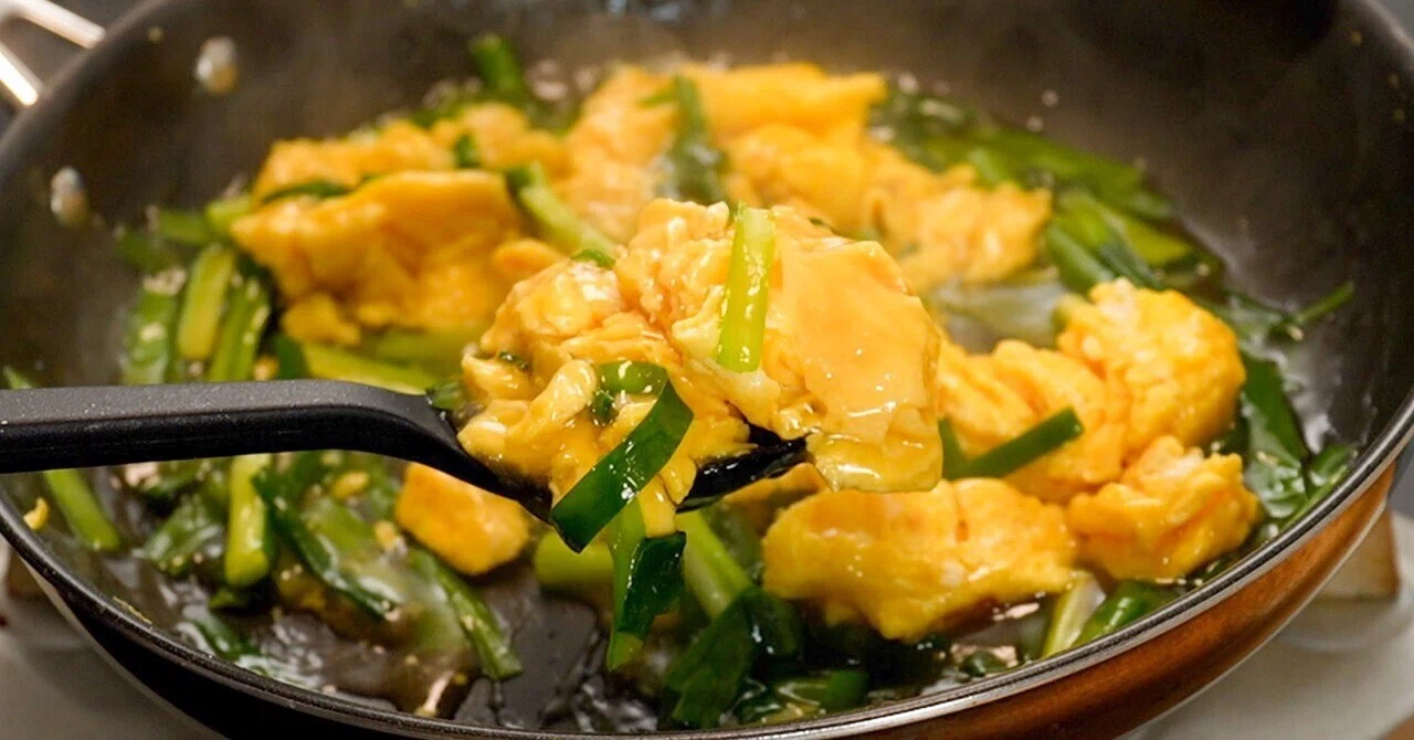 誇張抜きで一番美味しい「ニラ玉」|食事処さくら@料理家/魔法のコツレシピ著者