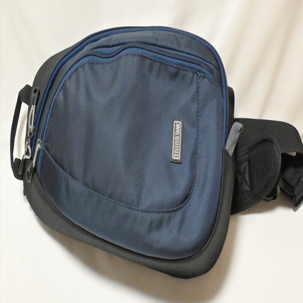 ぼくとカメラと記憶と記録＃5 thinkTANKphoto カメラスリングバッグ