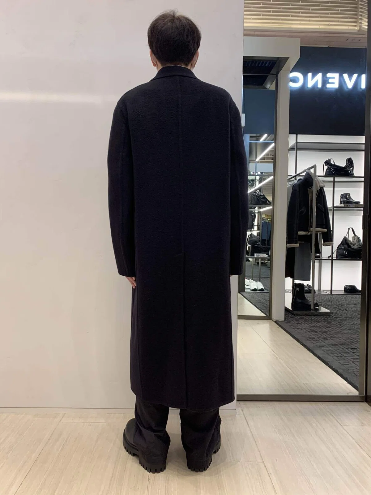 GIVENCHYジバンシィ新品メンズチェスターコート46伊製423500円 目白押し