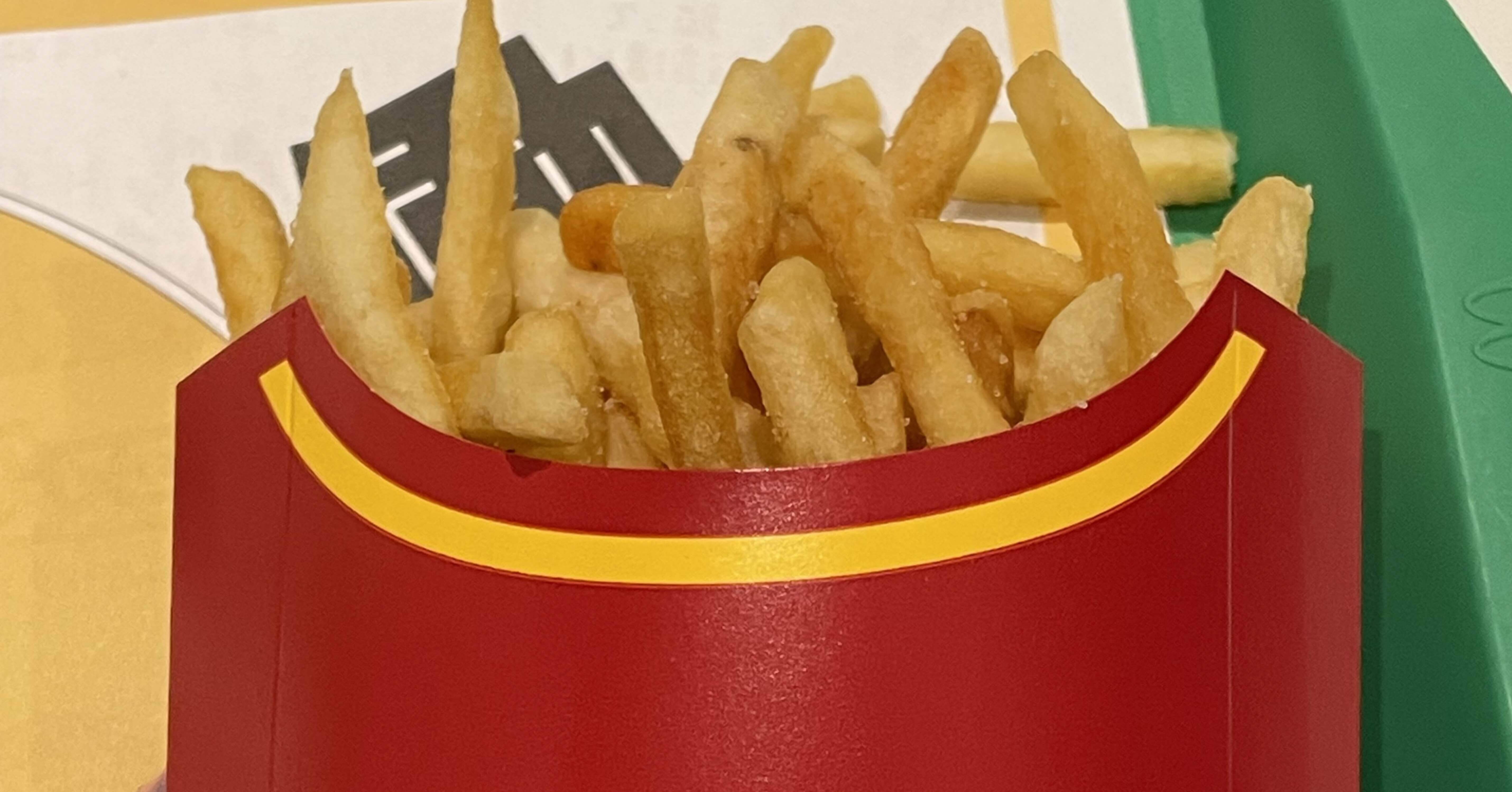 マックポテトMサイズLサイズ250円今日まで❗️｜福田博之