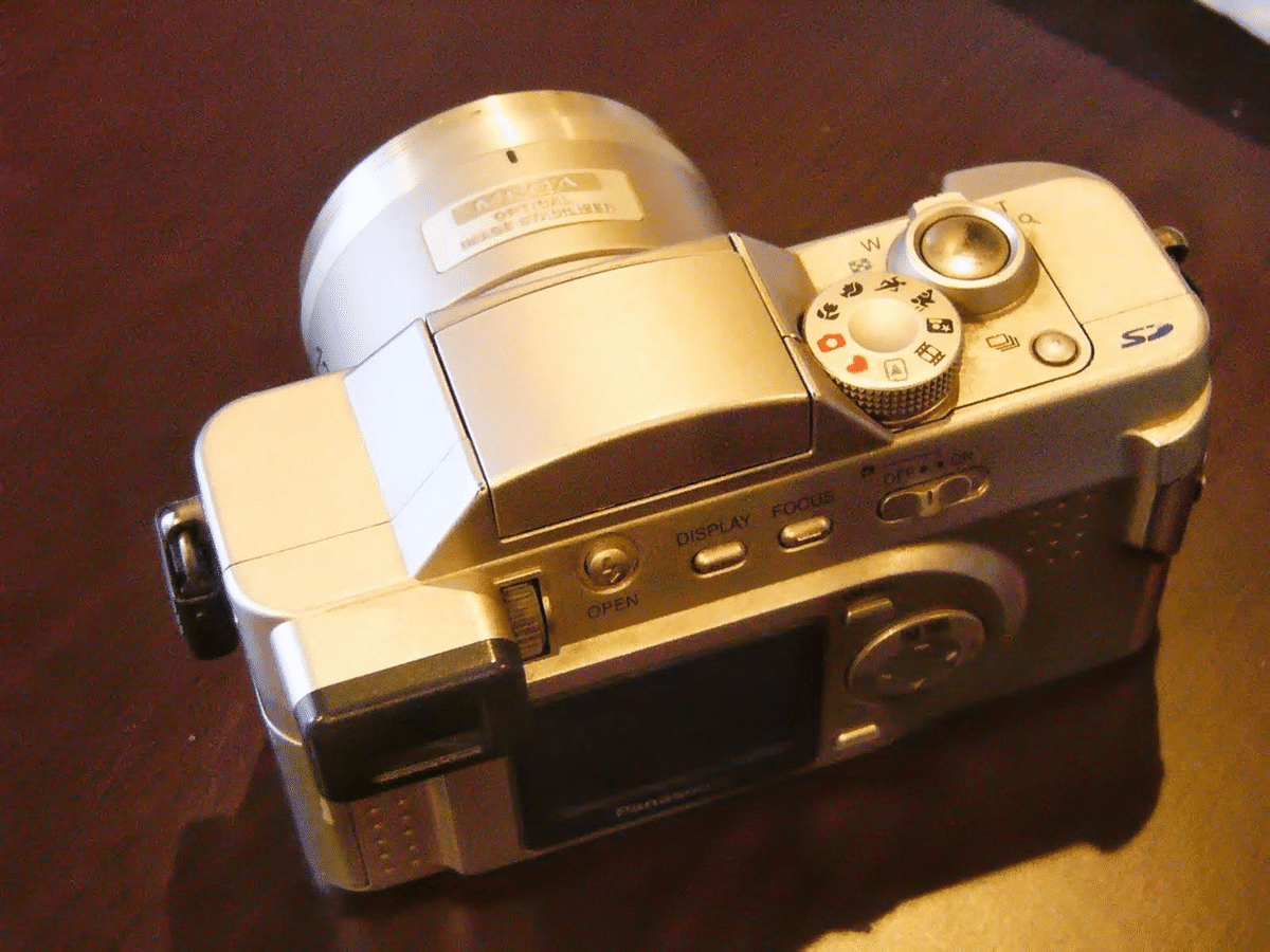 Panasonic DMC-FZ1 |元田中マロ Panasonic DMC-FZ1 |元田中マロ