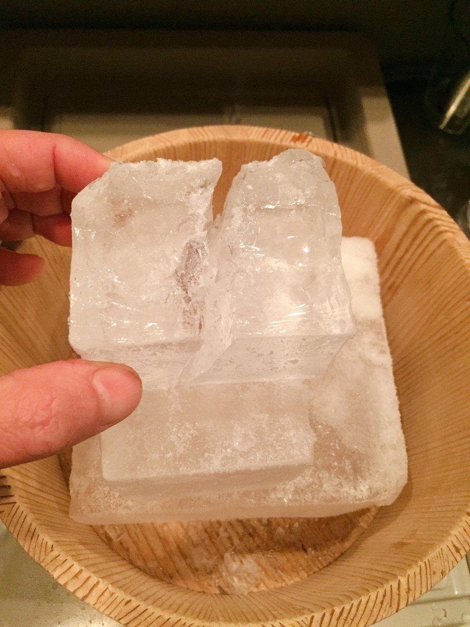Barの基本 氷の割り方 Eiji 料理ノート Note