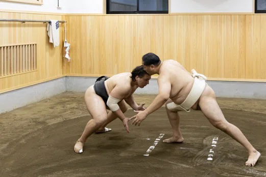 安治川部屋の朝稽古見学に行ってきた｜新井鏡子