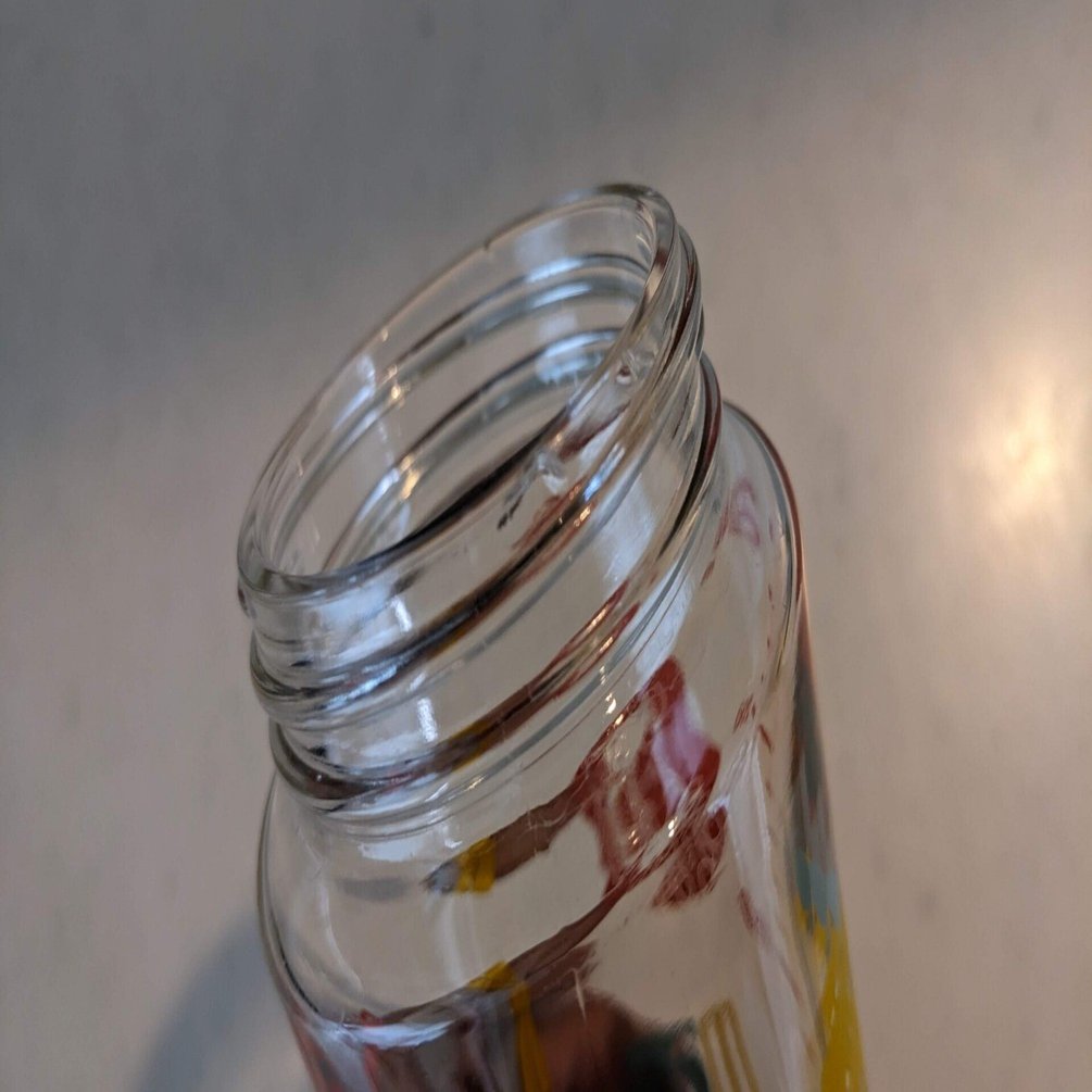 哺乳瓶】食洗機にかけたら欠けた｜こばてまた🐣3y♀の育児アカウント