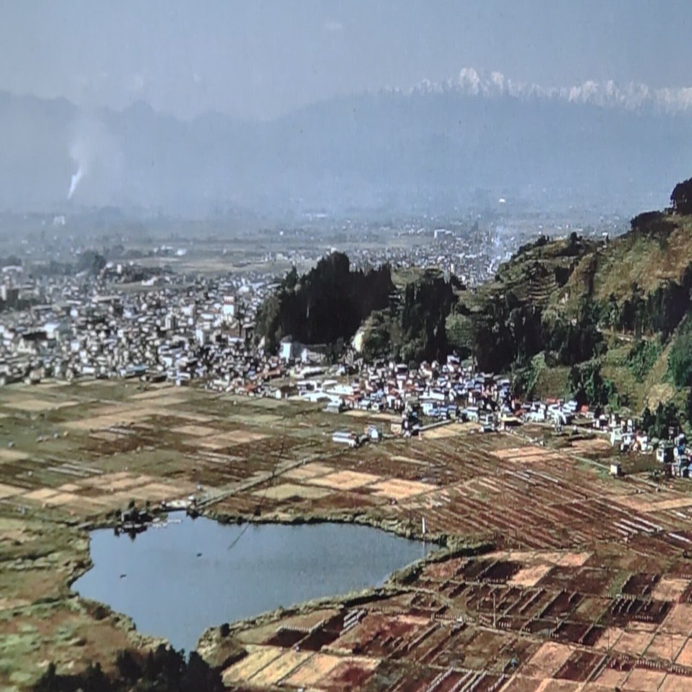 雪迎え〉空を飛ぶクモ展━ギャラリー遊糸｜奥日光 letter