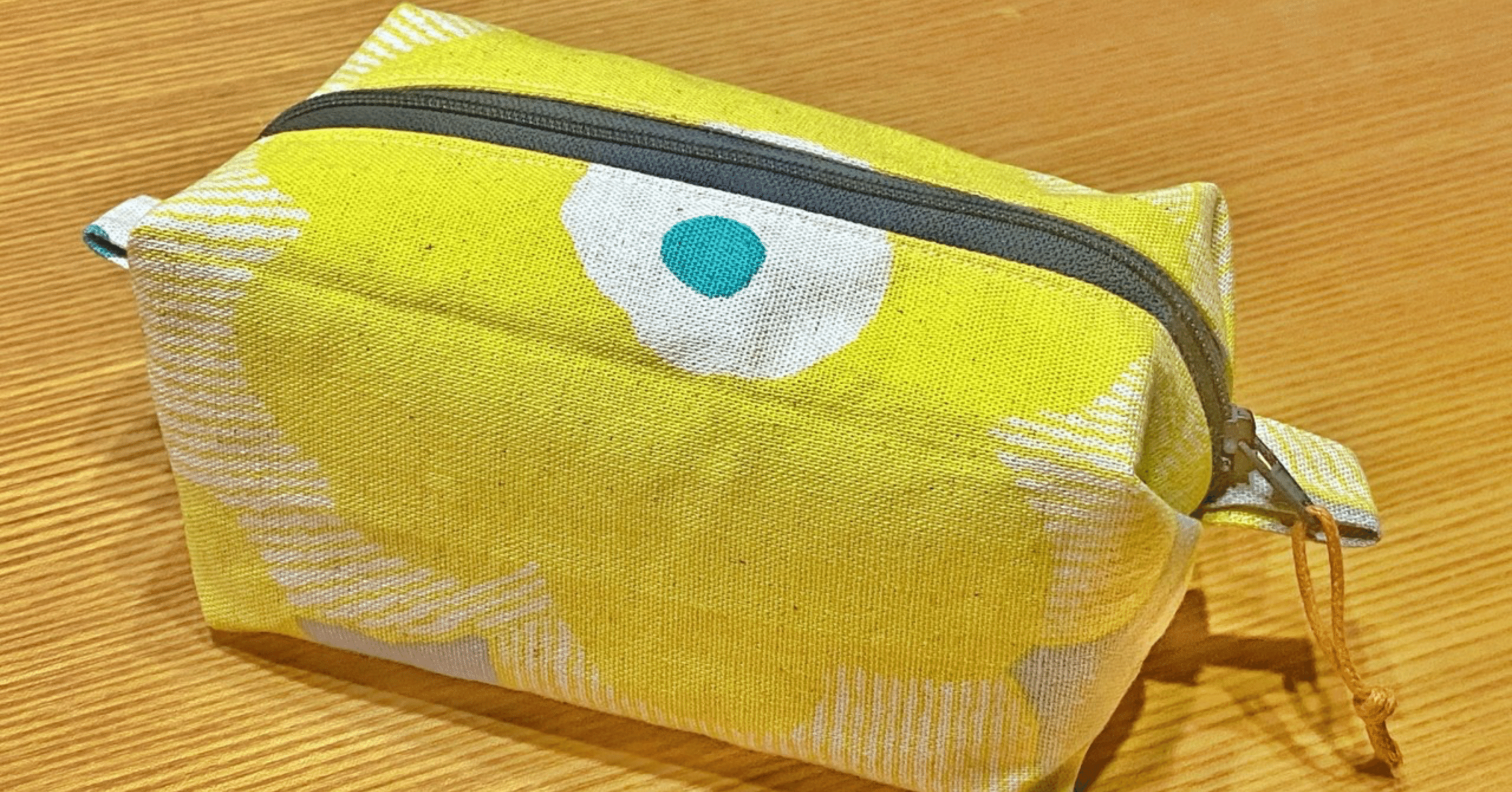 Keiko様専用大島紬No.274リメイクキャラメルポーチ 裁縫録0066】 北欧