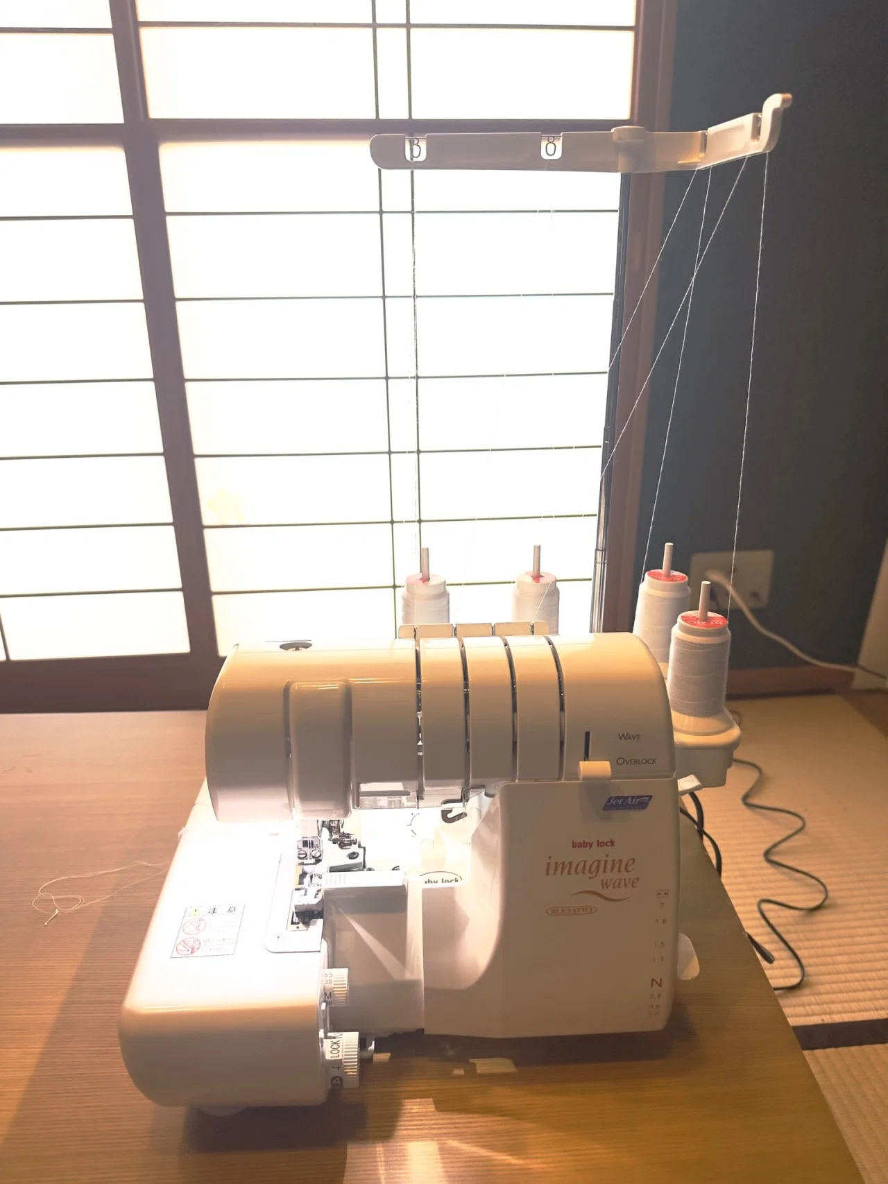 大人気 ロックミシン ミシン 本体 wave ハンドメイド リメイク 手芸 洋裁 裁縫録0094】 ロックミシンがやってきた｜さざなみあやめ