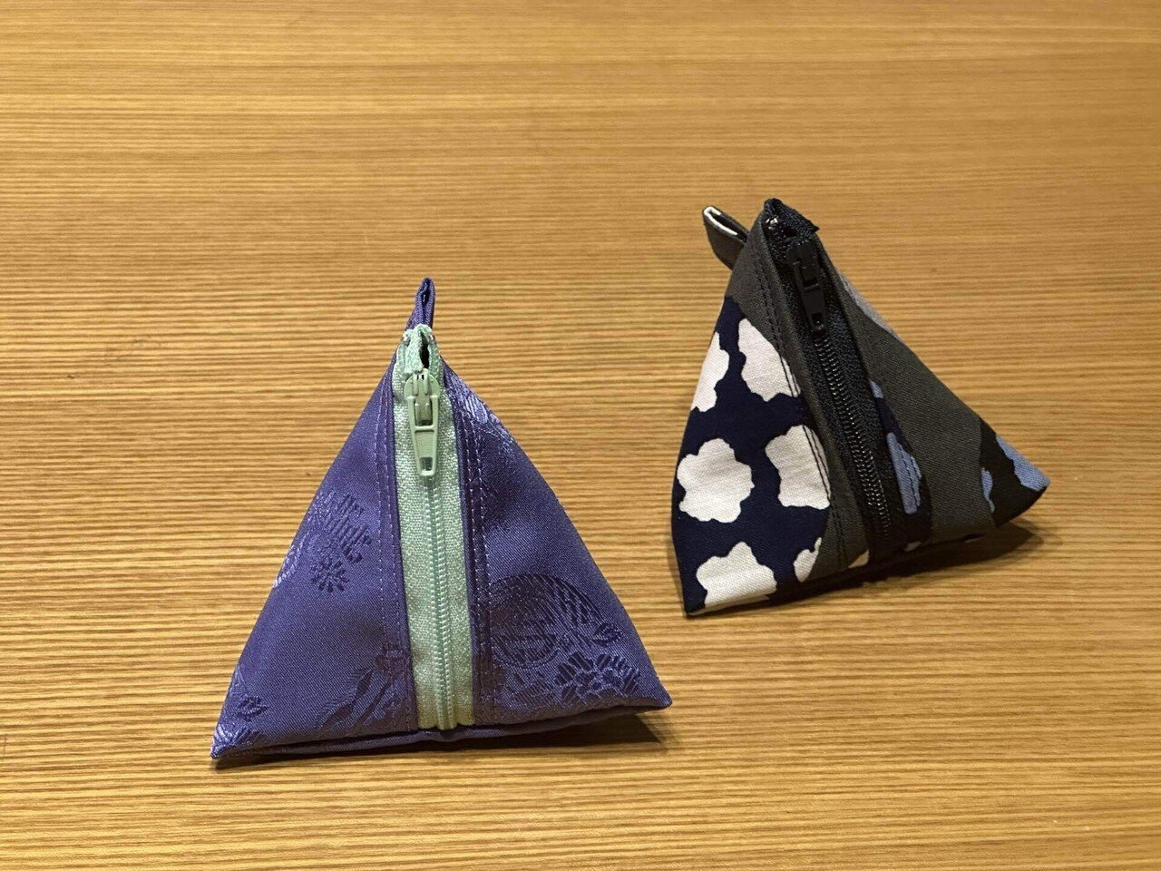 裁縫録0095】 テトラポーチ｜さざなみあやめ