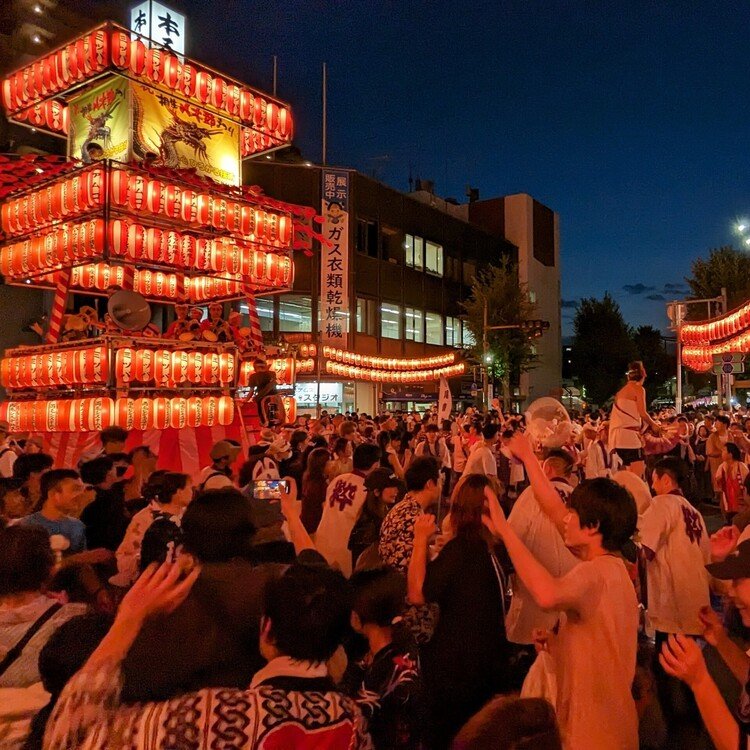 https://j-matsuri.com/kiryu/

八木節で街がクラブと化す、メイドインジャパンのダンスホール。
#山鹿灯籠まつり
#群馬県
#桐生市
#8月 
#まつりとりっぷ #日本の祭 #japanese_festival #祭 #祭り #まつり #祭礼 #festival #旅 #travel #Journey #trip #japan #ニッポン #日本 #祭り好き #お祭り男 #祭り好きな人と繋がりたい #日本文化 #伝統文化 #伝統芸能 #神輿 #だんじり #山車