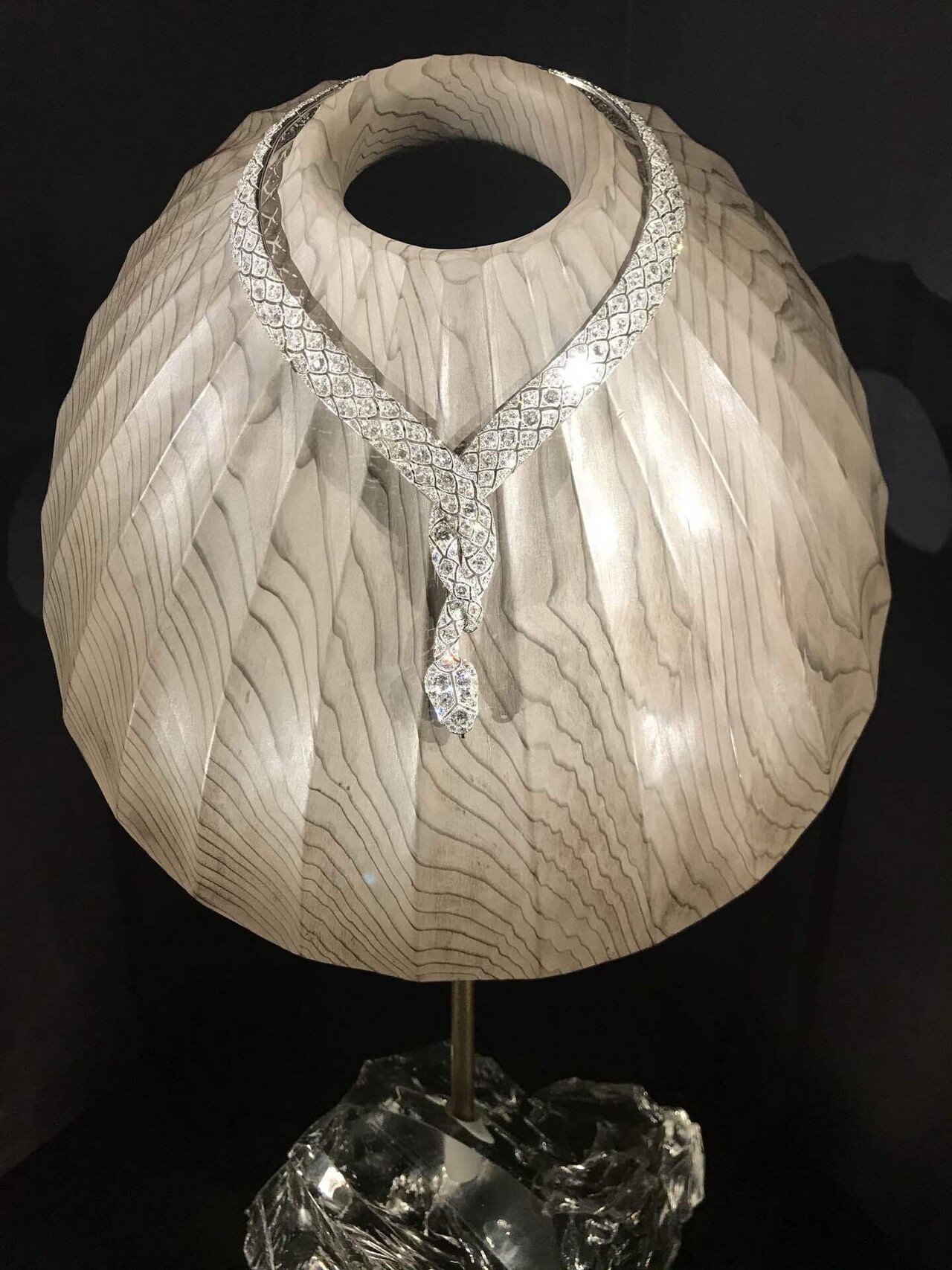 カルティエ ・時の結晶展の回顧(2019 国立新美術館)|高見温| On カルティエ ・時の結晶展の回顧(2019 国立新美術館)|高見温| On
