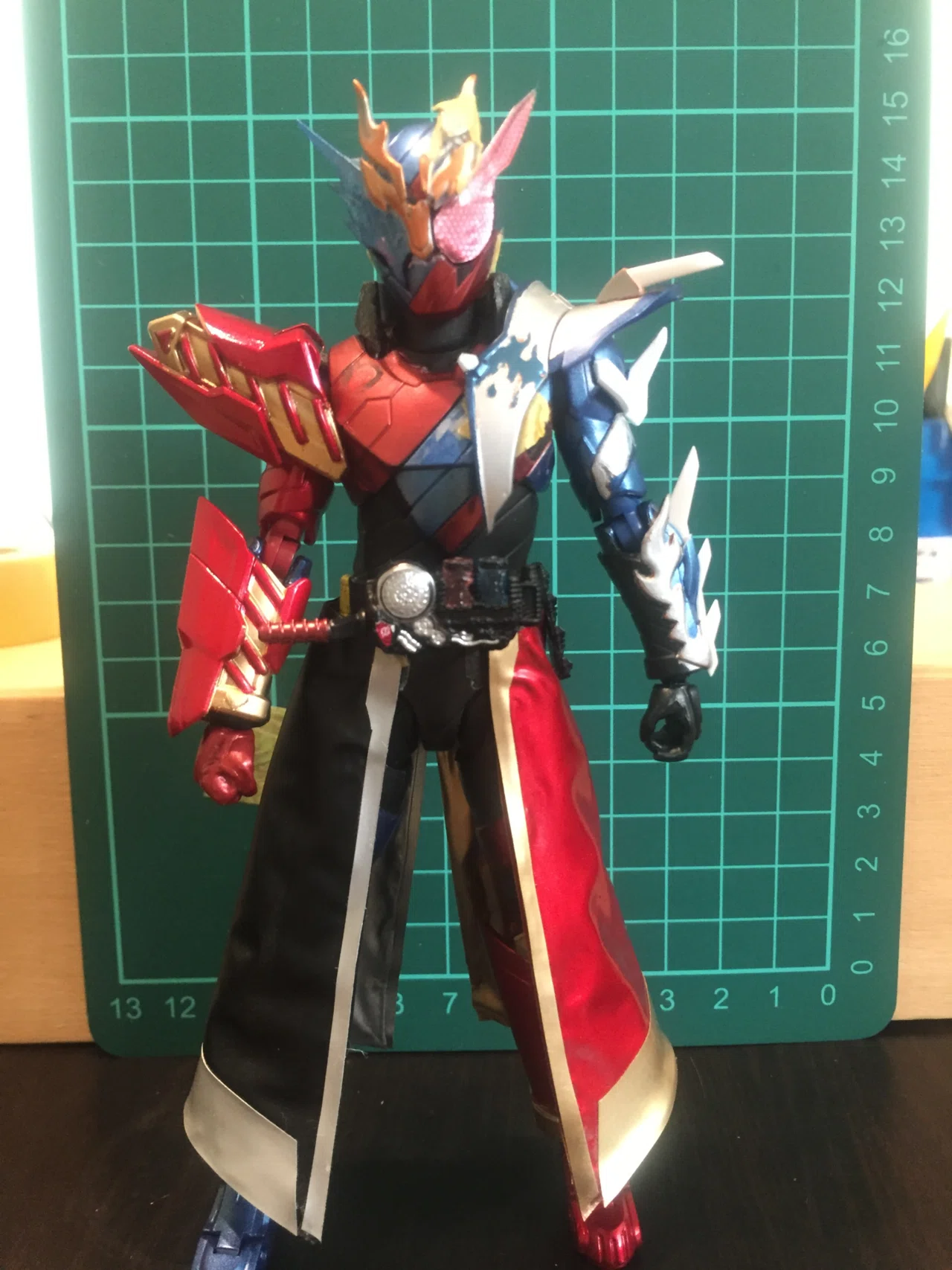 フィギュアーツを改造してクローズビルドとブラッドを作った…その1と 