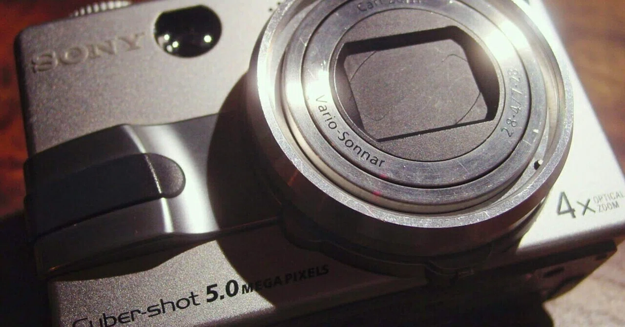 SONY Cyber-shot DSC-V1｜元田中マロ