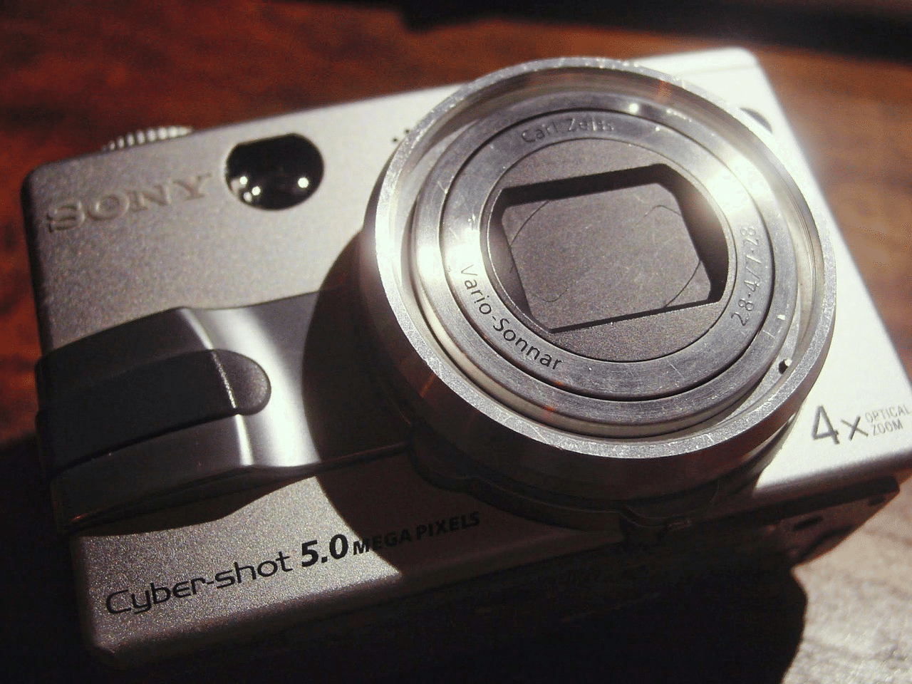 SONY Cyber-shot DSC-V1｜元田中マロ