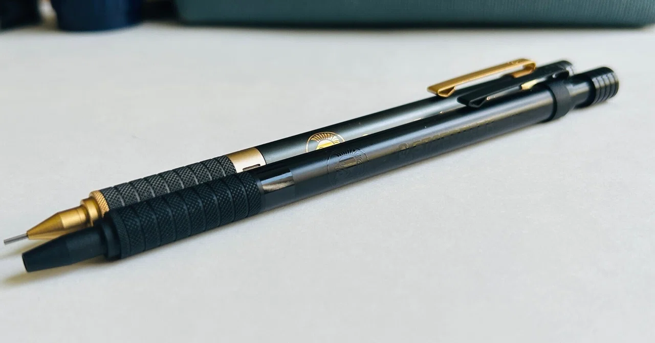 STAEDTLER 425-25 F9-1 限定色all black｜二十四