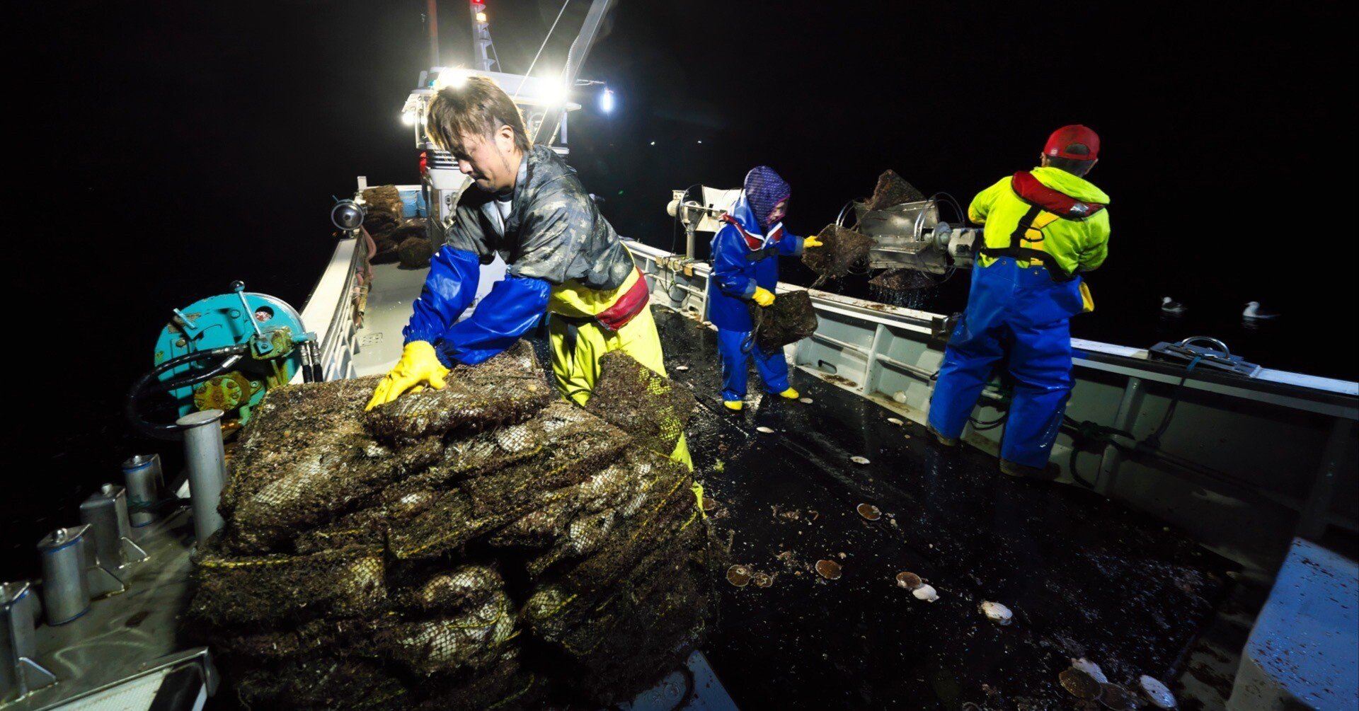 6人乗りの船　大分県 Sixth accident during hovercraft training - Operating