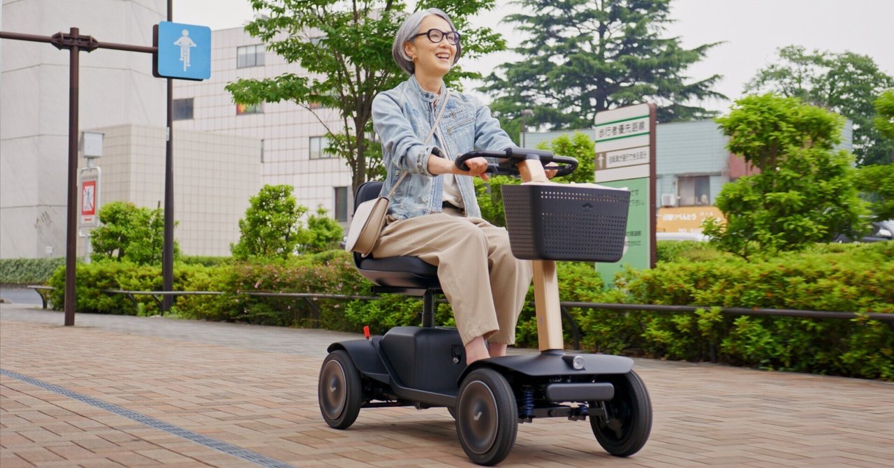 WHILL社、スマートになった歩道を走れるスクーター「WHILL Model
