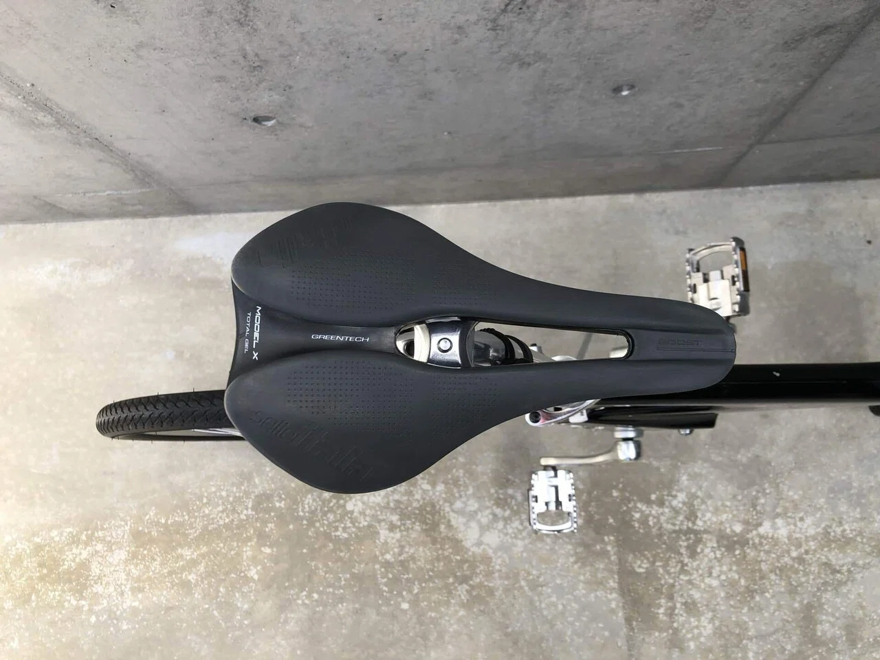 ブリヂストンTRANSIT Carbon Limitedその4｜アラン藤島