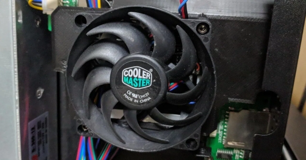 I3 MEGAにCoolerMasterのファンを取り付ける｜はるかぜポポポ