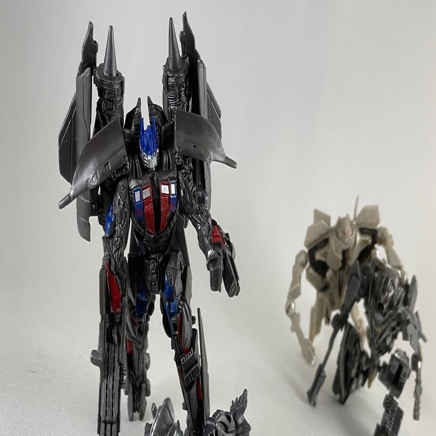 持ち歩きに向かない完成度】キーチェーン オプティマスプライム｜す