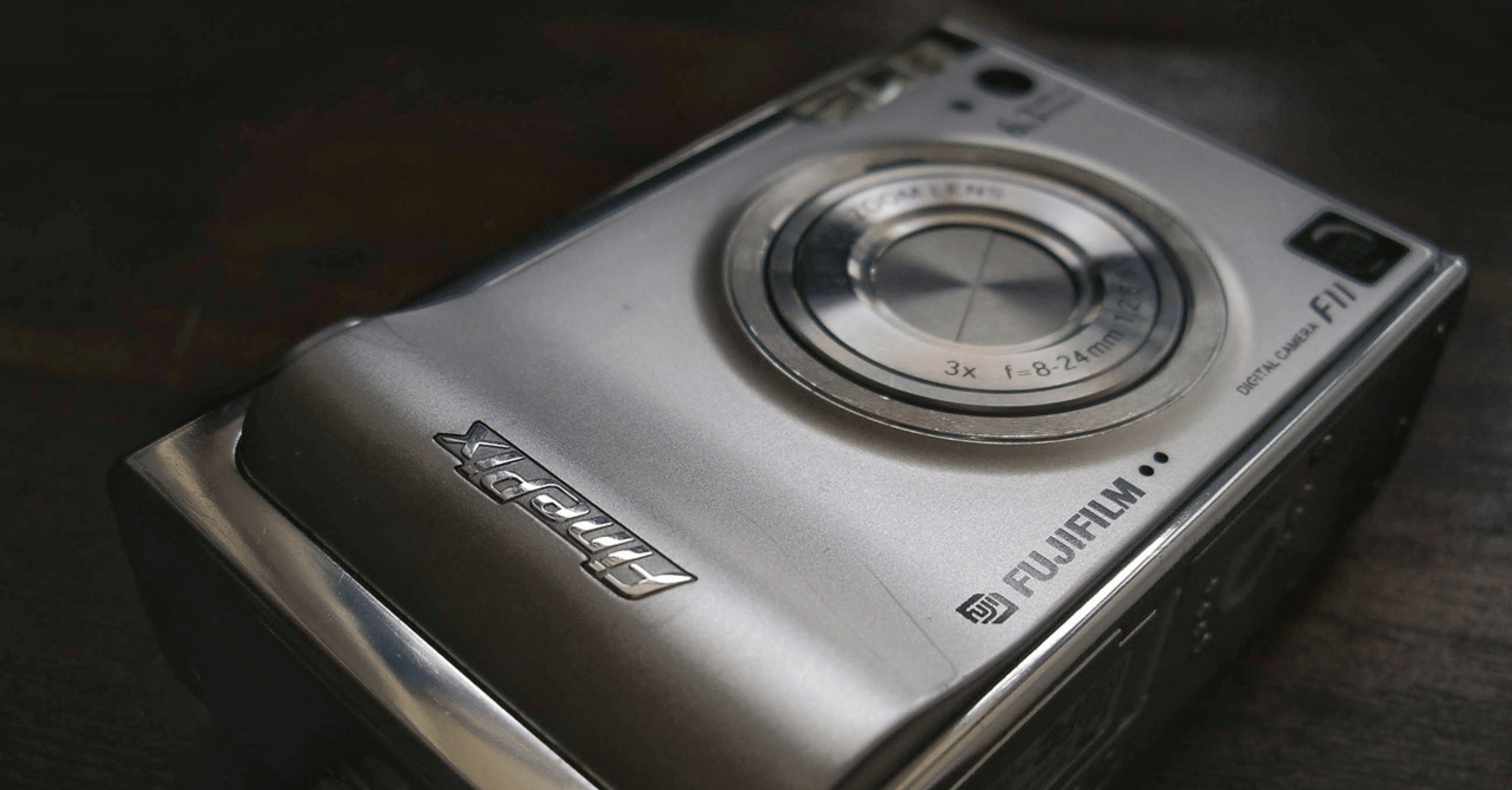 FUJIFILM FinePix F11｜元田中マロ