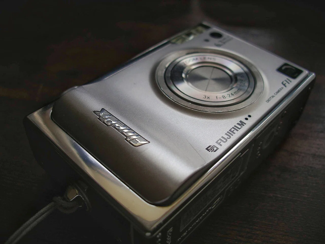 FUJIFILM FinePix F11|元田中マロ FUJIFILM FinePix F11|元田中マロ