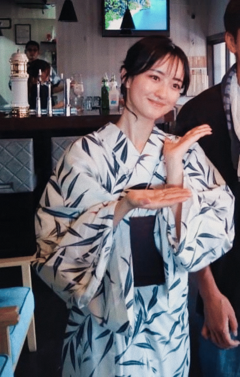 倉田茉美　セナ 絵画　バチェラー 2代目バチェラーを射止めた女性は“三足のわらじ”になっていた