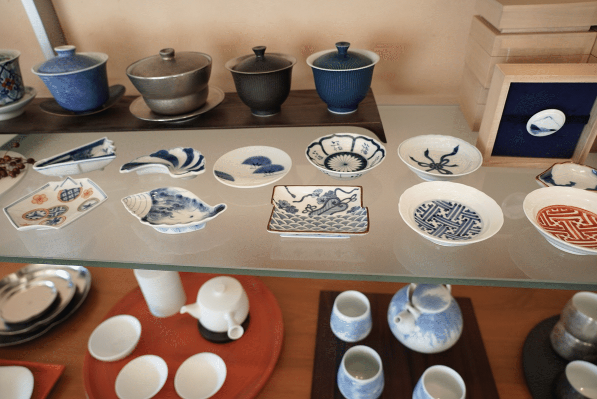 李荘窯の器 李荘窯］有田焼人気窯元のコンパクト茶器セット。冷茶や中国茶に