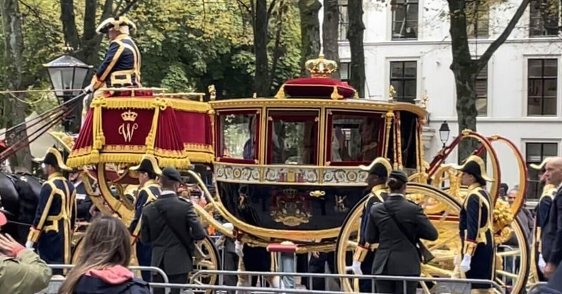 オランダ　デン・ハーグ①王子の日のパレード