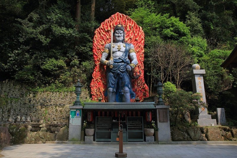 第2回 巨大涅槃像の魅力を考える 半田カメラ 書肆侃侃房 Web侃づめ Note 第2回 巨大涅槃像の魅力を考える 半田カメラ 書肆侃侃房 Web侃づめ Note