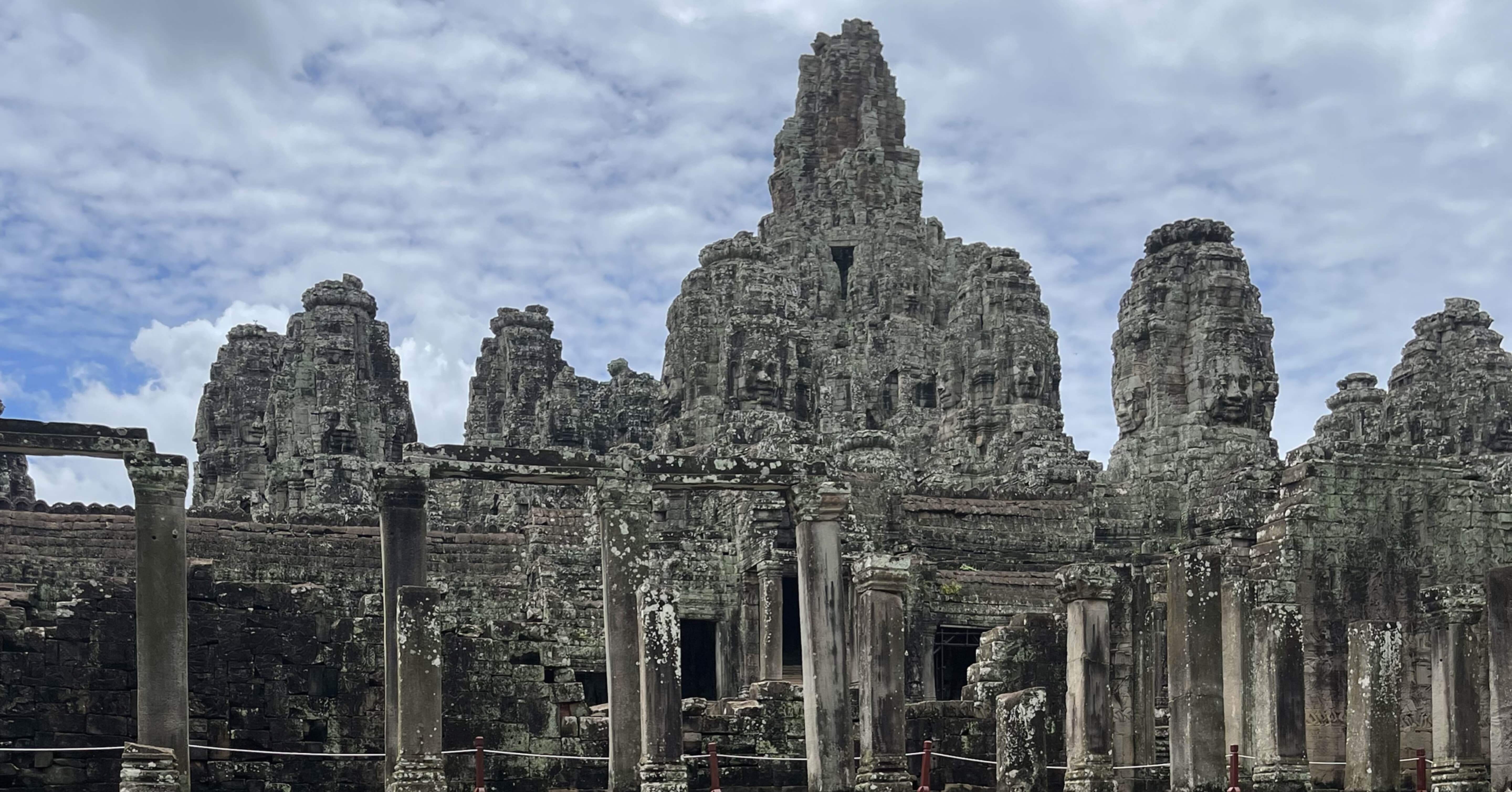 バイヨン寺院ប្រាសាទបាយន្ត、［Bayon］「クメールの微笑み」 バイヨン寺院ប្រាសាទបាយន្ត、［Bayon］「クメール