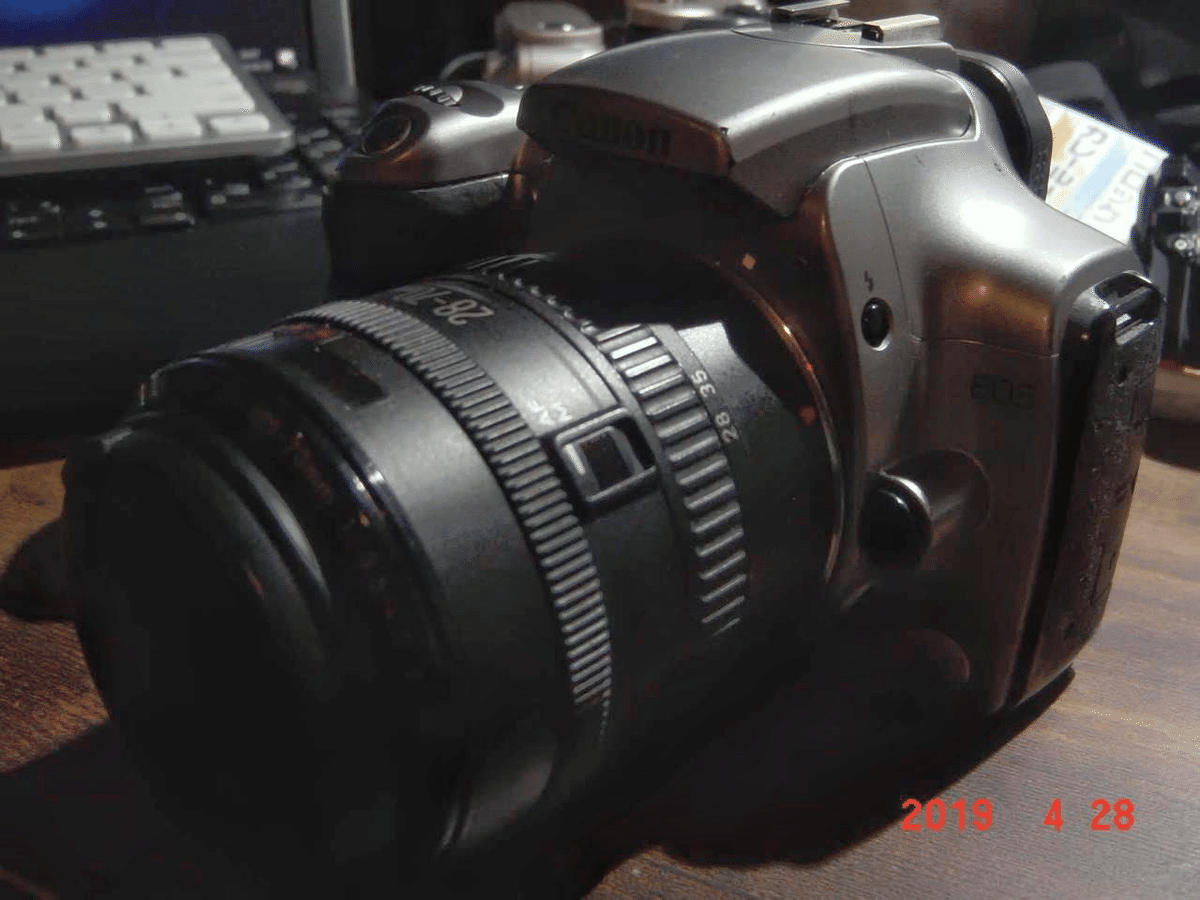 Canon EOS Kiss Digital ♥デビュー機に♥ 一眼レフ Amazon | Canon デジタル一眼レフカメラ EOS Kiss デジタル X