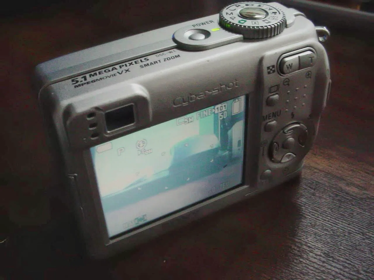 SONY Cyber-shot DSC-W1|元田中マロ SONY Cyber-shot DSC-W1|元田中マロ
