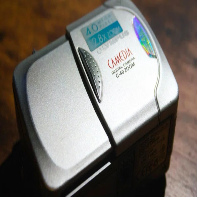 OLYMPUS CAMEDIA C-40 Zoom｜元田中マロ