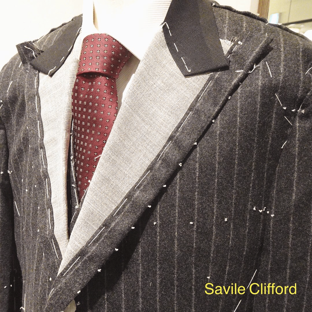 【タグ付き未使用】サヴィルロウ　英国生地ウール　スーツセット　ストライプ　L Savilie Row Drape Modelサヴィルロウ・ドレープ モデル | 銀座