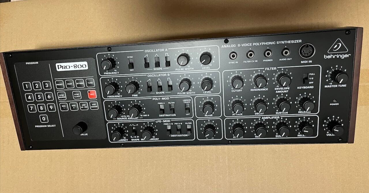 アナログシンセサイザーBehringer Pro-800｜LC575able