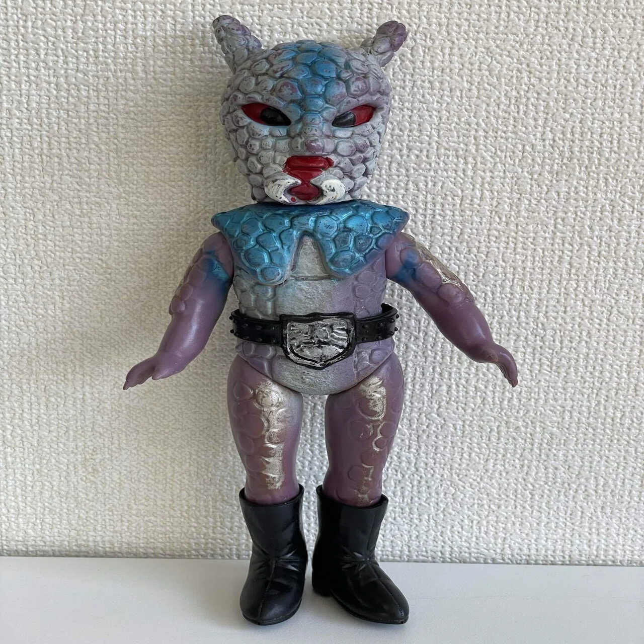 イジリー岡田の【ソフビひとり語り】 仮面ライダー怪人編 アルマジロ 