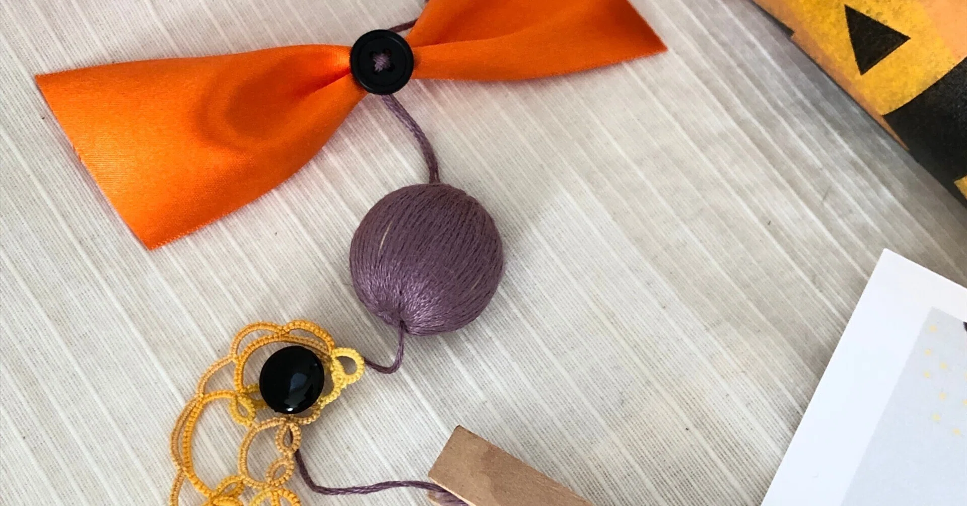 簡単！楽しい！刺しゅう糸で作る巻き玉｜nanairo_tatting