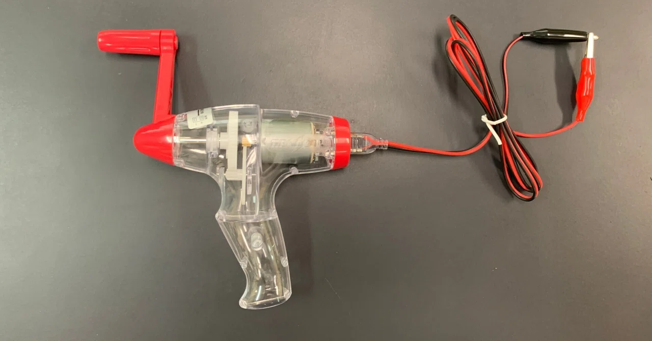 2023.9.25 理科 手回し発電機を使った実験 その3|arly