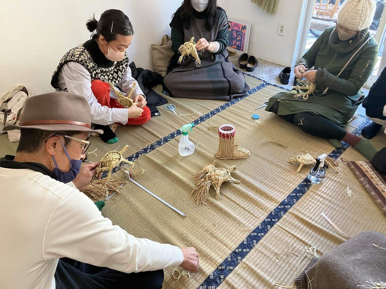 11月藁細工 しめ縄作り のお知らせ|廻り道 峯山 まりな 11月藁細工 しめ縄作り のお知らせ|廻り道 峯山 まりな