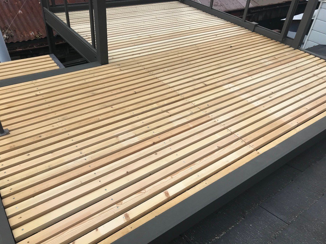 ヒノキのウッドデッキだったけれど ホームセンターで手頃な価格で手に入る赤松 無塗装 に張り替えた 佐原 誠 Note