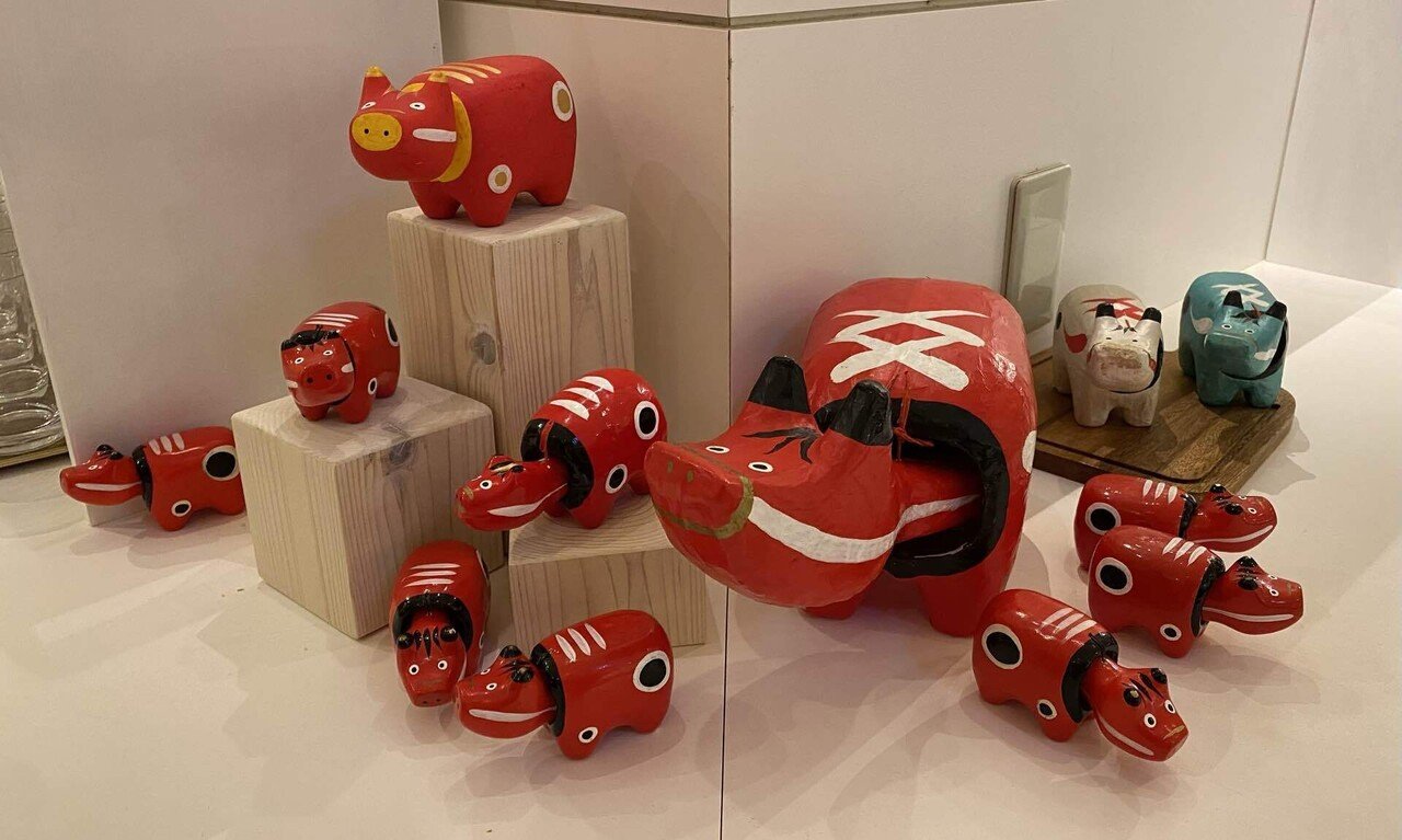 祖母の家を片付ける【小物編-縁起の良い所へ】｜切り絵作家 ひら子
