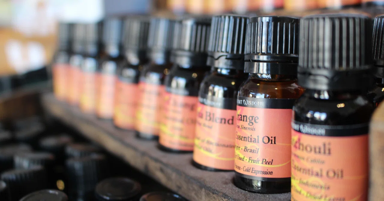 Essential Oil Encyclopedia #32 Hyssop｜Sana｜自然から学ぶ人生哲学